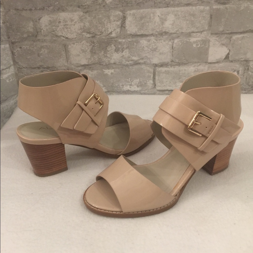 Aldo nude patent heels